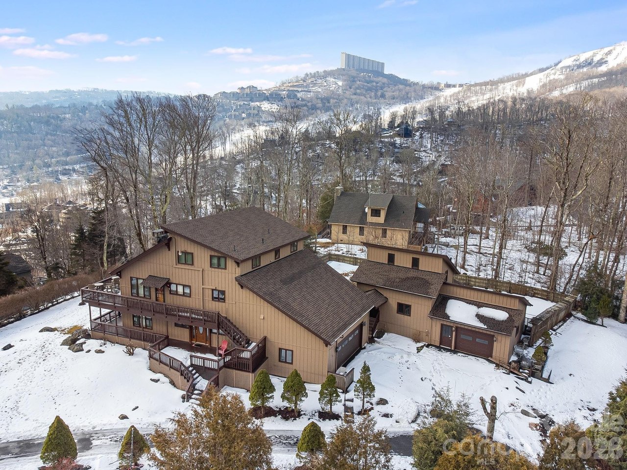 301 Highland Cir, Sugar Mountain